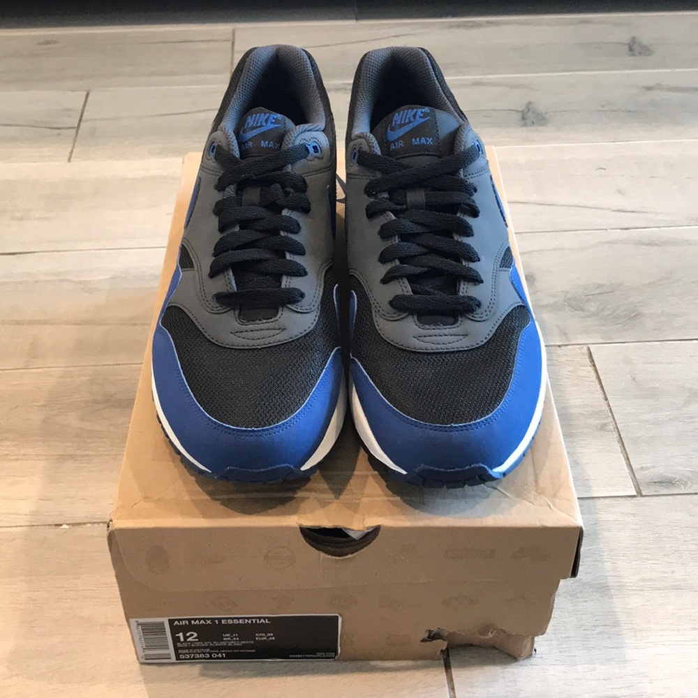 Nike Air Max 1 Essential-Size 12